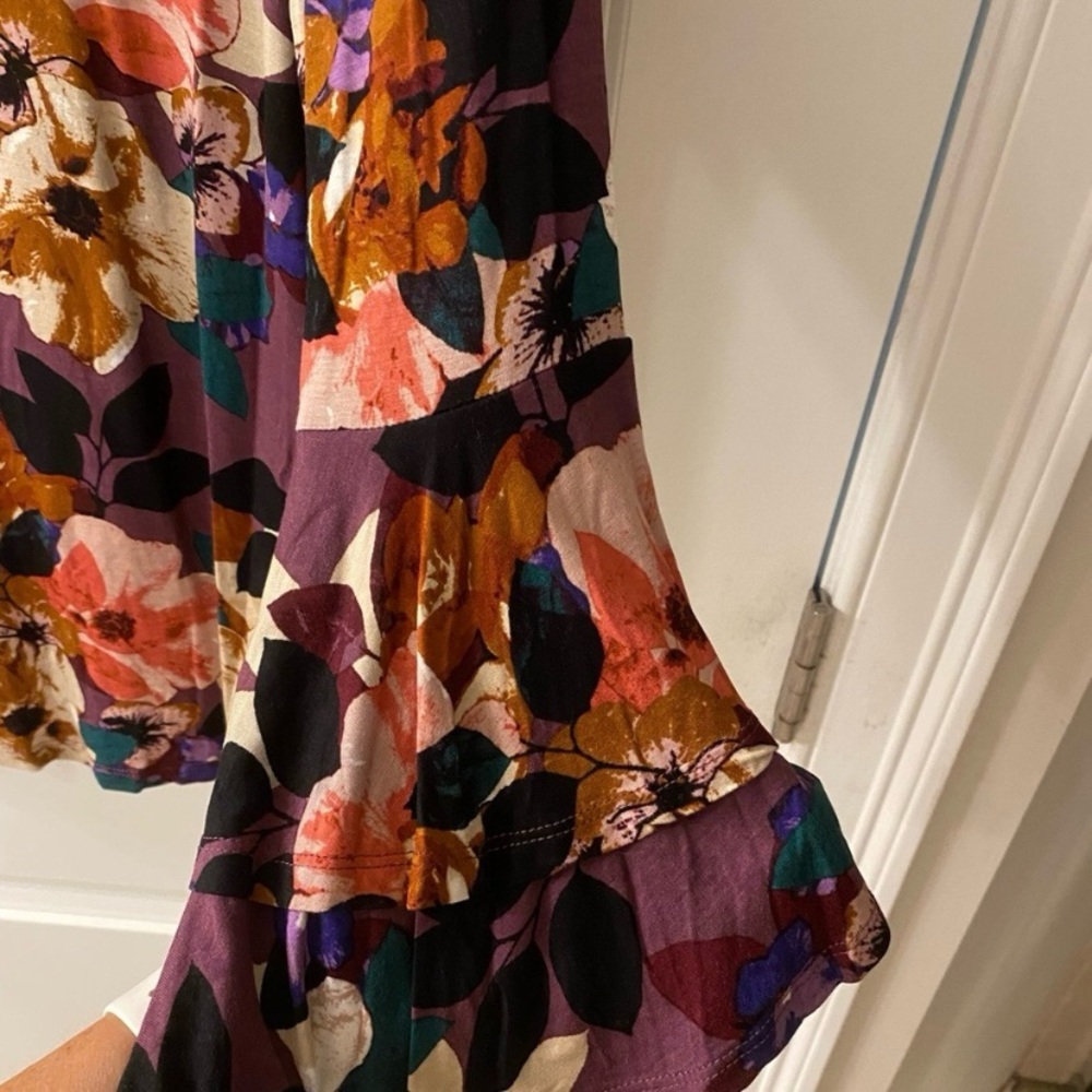 Cable & Gauge Floral Print Women's Top - Multicolor with Bell Sleeves si… - Picture 7 of 10